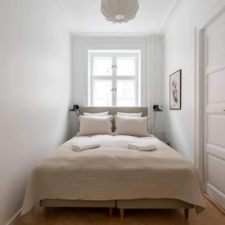 Freshly Renovated Apartment For 6 People Apartment