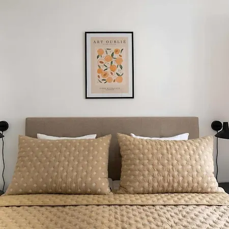 Freshly Renovated For 6 People * Kopenhagen